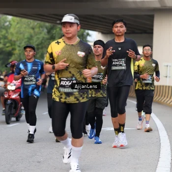 Runner Photo 6449876