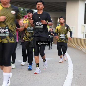 Runner Photo 6449891