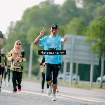 Runner Photo 6450007