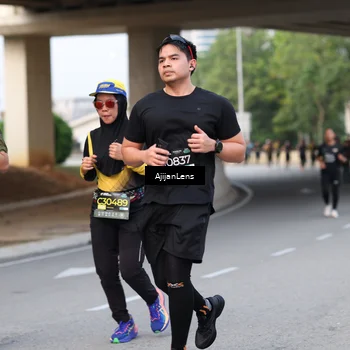 Runner Photo 6450034