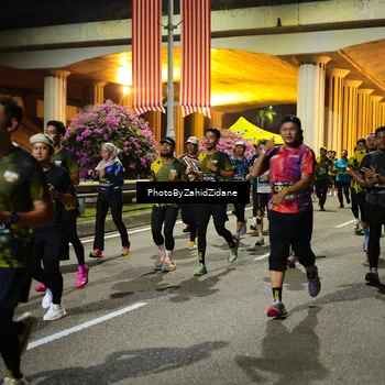 Runner Photo 6450060
