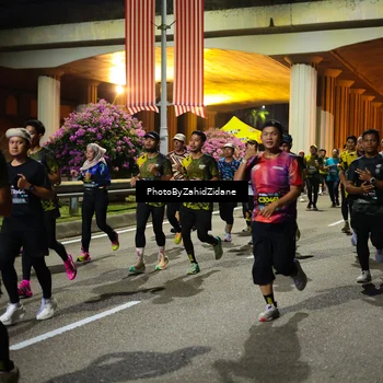 Runner Photo 6450062