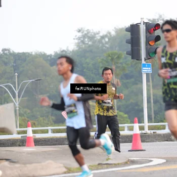 Runner Photo 6450072