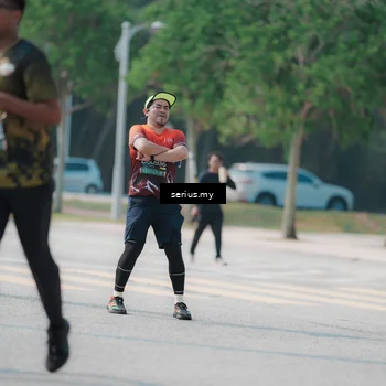 Runner Photo 6450074
