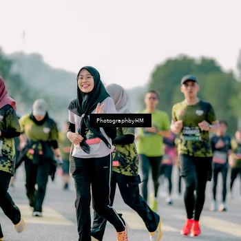 Runner Photo 6450099