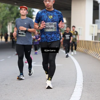 Runner Photo 6450114