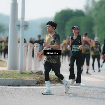 Runner Photo 6450196