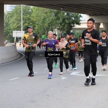 Runner Photo 6450198