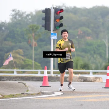 Runner Photo 6450201