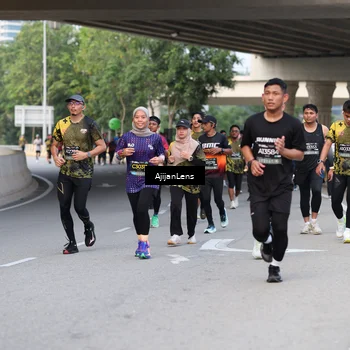 Runner Photo 6450206