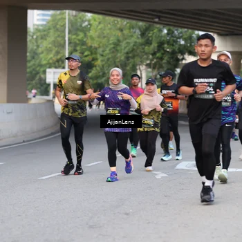 Runner Photo 6450208
