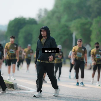 Runner Photo 6450214