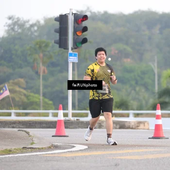 Runner Photo 6450216