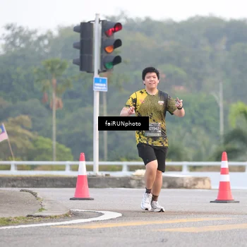 Runner Photo 6450224