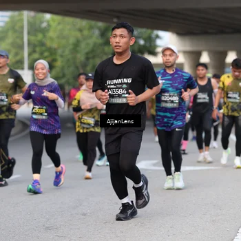 Runner Photo 6450234