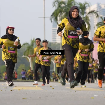Runner Photo 6450247