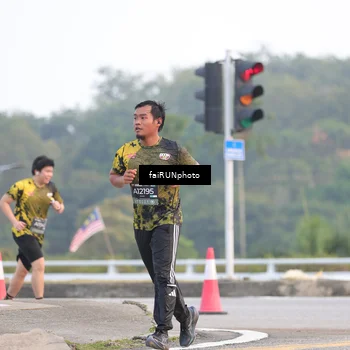 Runner Photo 6450254