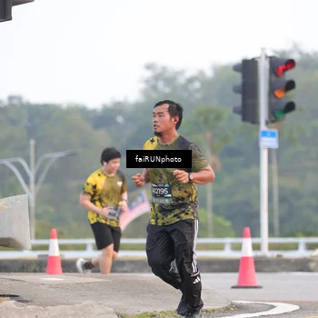 Runner Photo 6450255