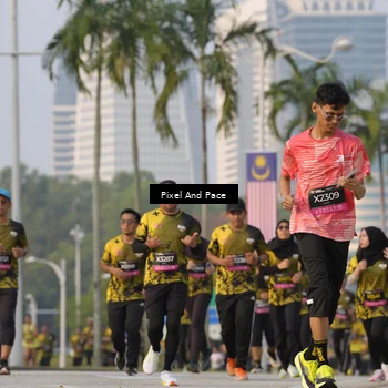 Runner Photo 6450258