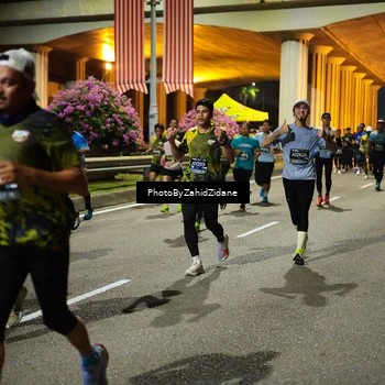 Runner Photo 6450259