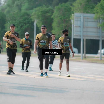 Runner Photo 6450267