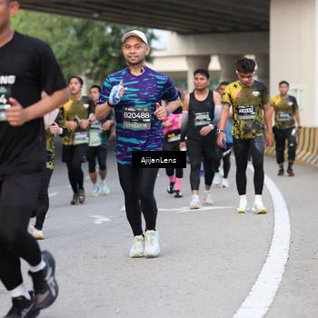 Runner Photo 6450270