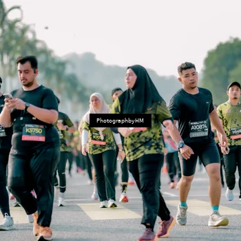 Runner Photo 6450273