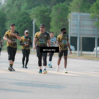 Runner Photo 6450290