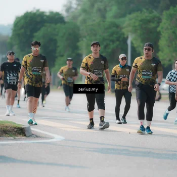 Runner Photo 6450292