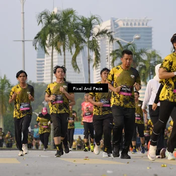Runner Photo 6450295