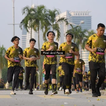 Runner Photo 6450302