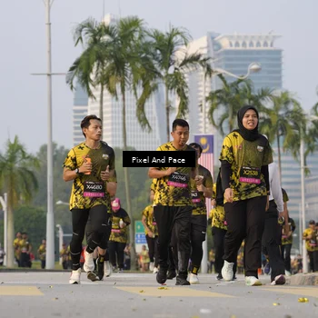 Runner Photo 6450304