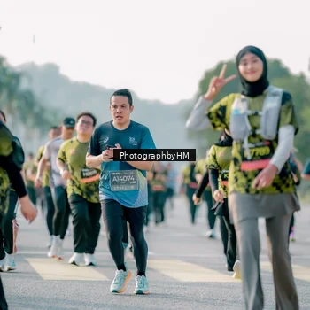 Runner Photo 6450305