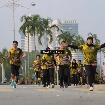 Runner Photo 6450317