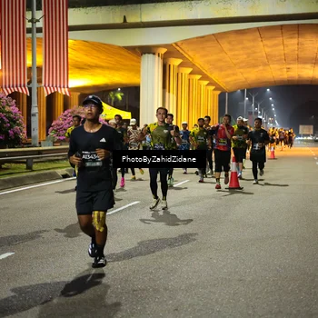 Runner Photo 6450332