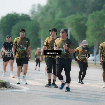 Runner Photo 6450348