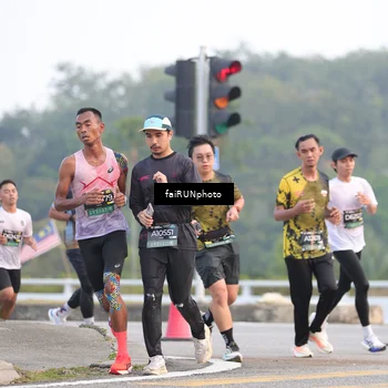 Runner Photo 6450354