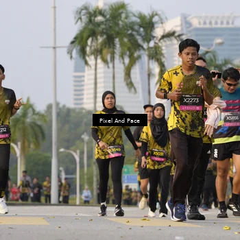 Runner Photo 6450362