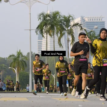 Runner Photo 6450363