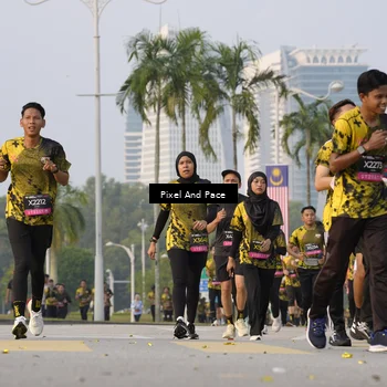 Runner Photo 6450368