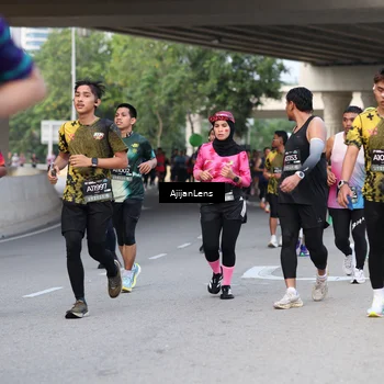 Runner Photo 6450378