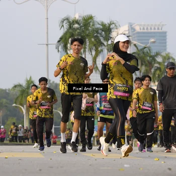 Runner Photo 6450381