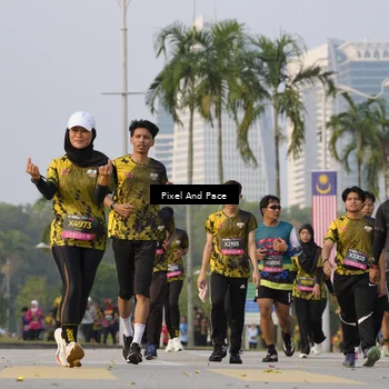 Runner Photo 6450392