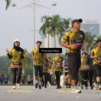 Runner Photo 6450394