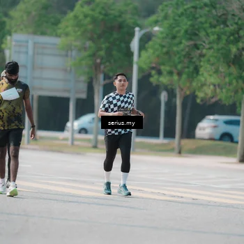 Runner Photo 6450401