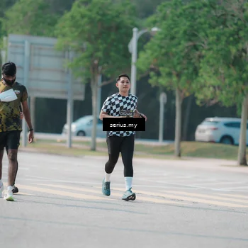 Runner Photo 6450402