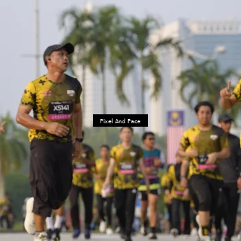 Runner Photo 6450408