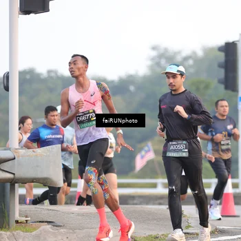 Runner Photo 6450413