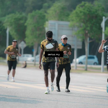Runner Photo 6450421