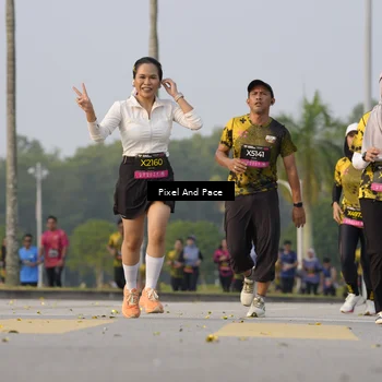 Runner Photo 6450423